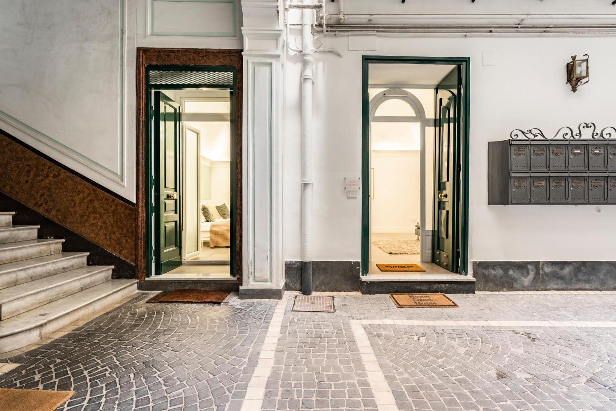 A26 Apartments - Premium Apartment In Napoli Eksteriør billede